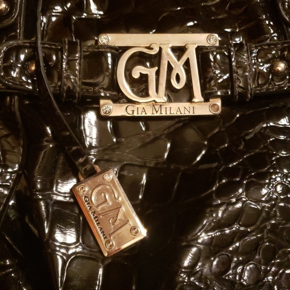 Gia Milani Bag  💖 - Picture 2 of 7